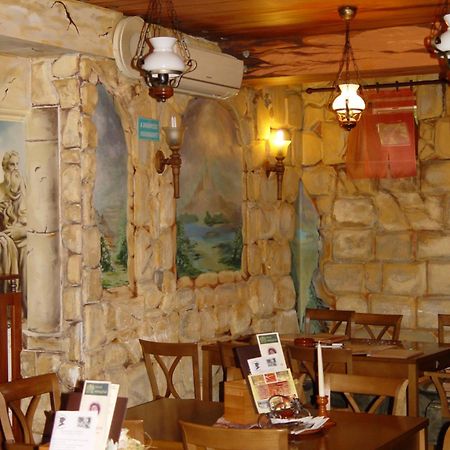Hotel Don Quijote Középkori Panzio és Étterem Lenti Esterno foto