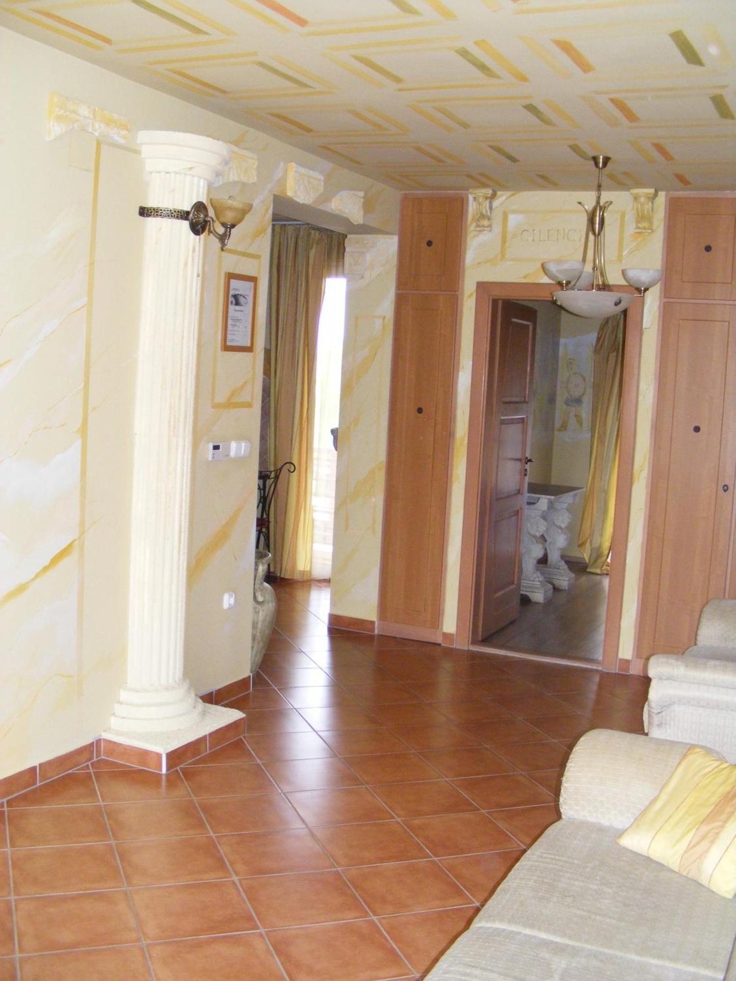 Hotel Don Quijote Középkori Panzio és Étterem Lenti Esterno foto